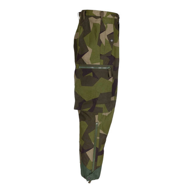 COMBAT PANTS - M90 CAMO - MILITARY SURPLUS FROM SWEDISH ARMY - LIKE NEW