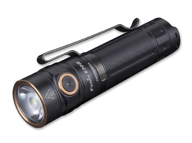 FLASHLIGHT E30R - FENIX