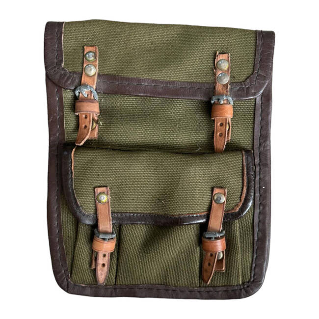 LEATHER POUCH WITH STRAP - OLIVE GREEN - MILITARY SURPLUS ROMANIAN ARMY - IN GOOD CONDITION