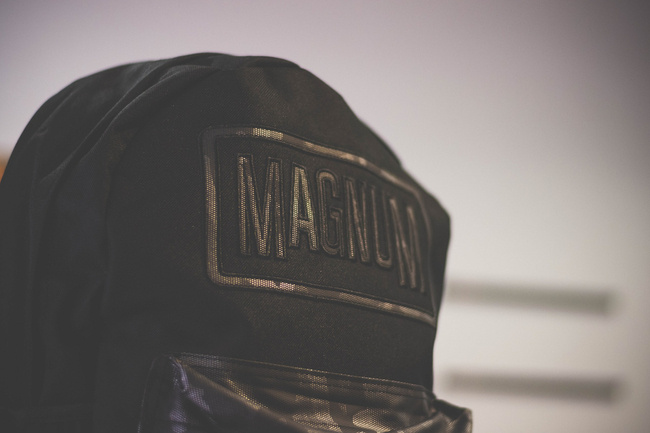 MAGNUM CORPS BACKPACK - BLACK/GOLD CAMO