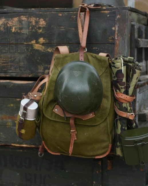 Military Olive Romanian Retro Rucksack - RSR Romanian army - in good condition