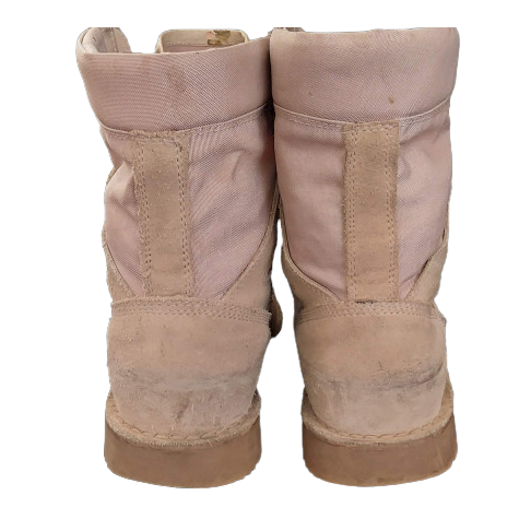 ROMANIAN MILITARY BOOTS - DESERT- LIKE NEW 