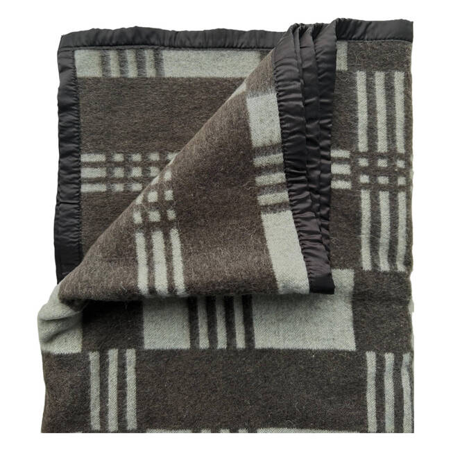 Romanian wool blanket, traditional pattern, 150x200cm, brown/white