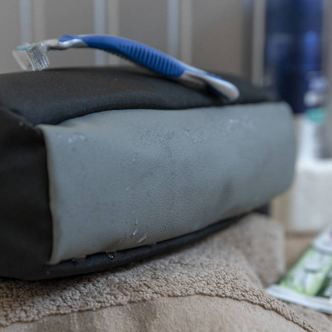 TOILETRY BAG - "RAW TRAVEL KIT" - Pentagon® - OLIVE