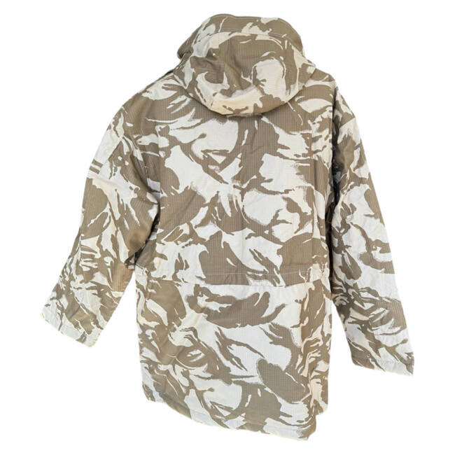 WINTER JACKET PARKA - CAMOUFLAGE DESERT RIPSTOP - MILITARY SURPLUS ROMANIAN ARMY - LIKE NEW