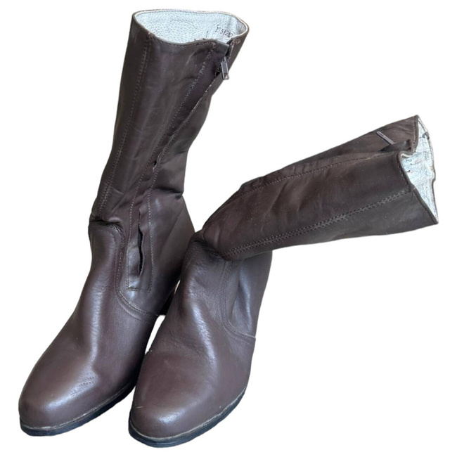 WOMEN'S LEATHER BOOTS WITH ZIPPER AND POINTED HEEL - BROWN - ROMANIAN ARMY MILITARY SURPLUS - IN GOOD CONDITION