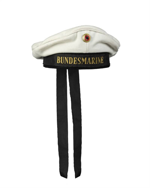 WHITE NAVY HAT WITH INSIGNIA