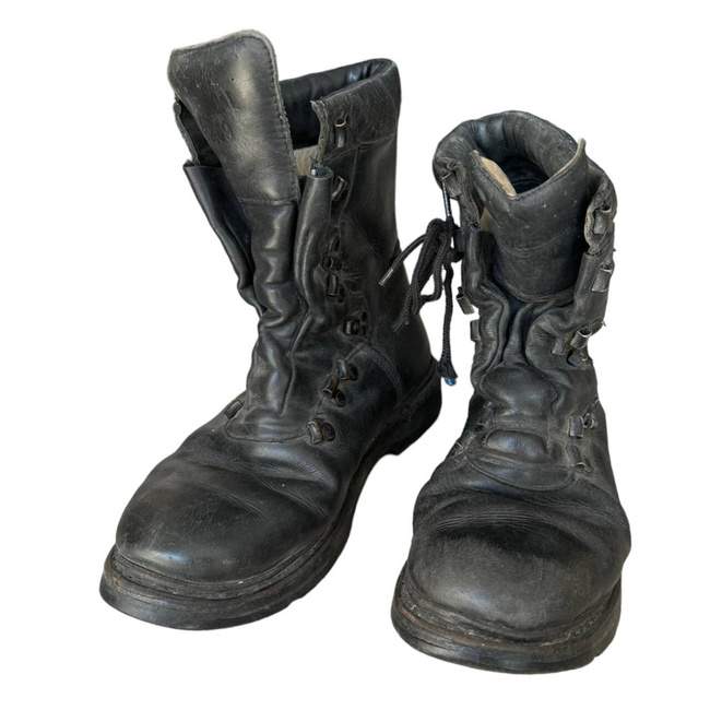 ROMANIAN MILITARY BOOTS - BLACK - USED