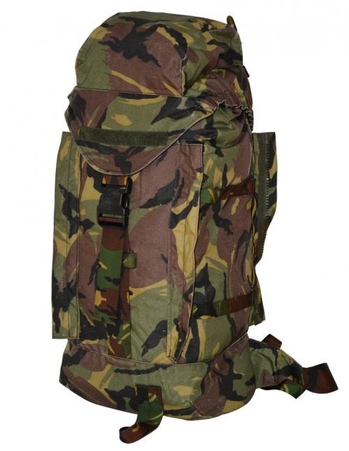 RUCSAC FARA BUZUNARE LATERALE - STRIKE - 40 L - SURPLUS MILITAR ARMATA OLANDEZA - DPM CAMO - UZAT