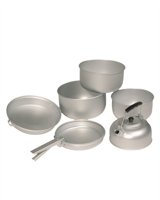 Set de gatit din aluminiu (3 oale, tigaie, ceainic)